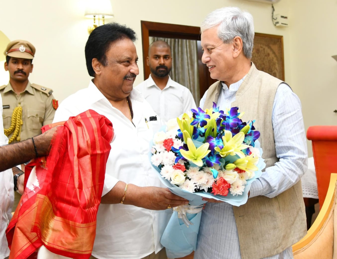 గవర్నర్ జిష్ణుదేవ్ వర్మతో మర్యాద పూర్వకంగా సమావేశమైన ఏపీ జితేందర్ రెడ్డి