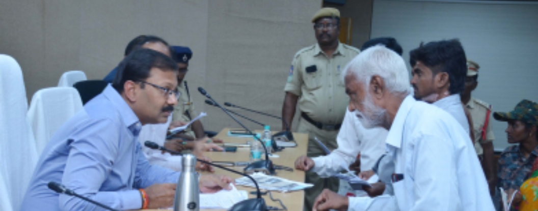 ప్రతి సోమవారం నిర్వహించే ప్రజావాణికి జిల్లా ఉన్నత అధికారులు తప్పక హాజరు కావాలి