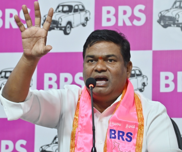 హామీల అమలులో కాంగ్రెస్ ఫ్లాప్,  చీటింగ్ లో బీజేపీ టాప్ : ఆర్మూర్ మాజీ ఎమ్మెల్యే జీవన్ రెడ్డి