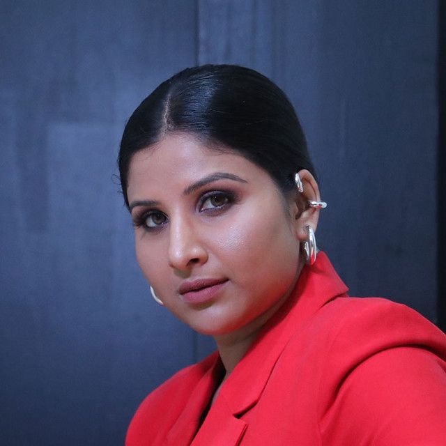 సింగర్ మంగ్లీపై కేసు నమోదు