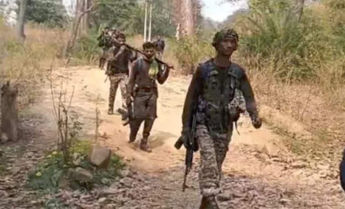 ఛత్తీస్&zwnj;గఢ్&zwnj;లో భారీ ఆపరేషన్&zwnj;1000 మంది మావోయిస్టులను చుట్టుముట్టిన 20వేల బలగాలు