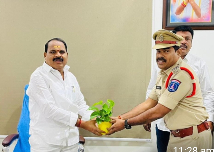 శాంతి భద్రతల పరిరక్షణను చేపట్టండి : ఎమ్మెల్యే వీర్లపల్లి శంకర్