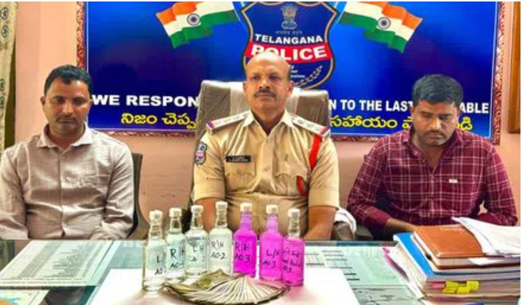 ఏసీబీకి చిక్కిన సీఐ మరియు ఇద్దరు కానిస్టేబుళ్లు