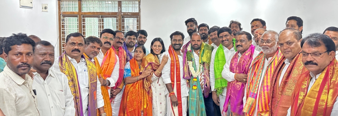 నూతన సర్పంచులకు సన్మానం చేసిన &ldquo;కాట దంపతులు&rdquo;