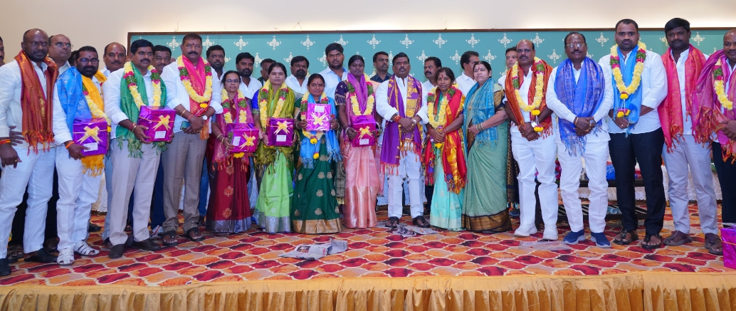 అమీన్పూర్,తెల్లాపూర్ బొల్లారం, తాజా మాజీ మున్సిపల్  పాలకవర్గాలకు ఘనంగా సన్మానం  చేసిన ఎమ్మెల్యే మహిపాల్ రెడ్డి