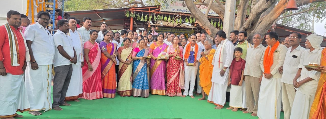 శివపార్వతుల కళ్యాణ మహోత్సవంలో ఎమ్మెల్యే వీర్లపల్లి శంకర్ దంపతులు