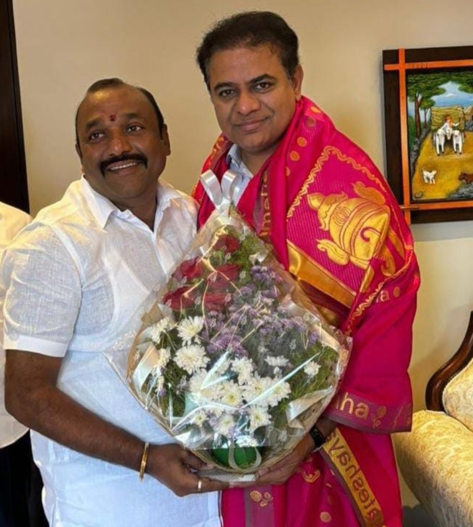 కేటీఆర్ కు దసరా శుభాకాంక్షలు తెలిపిన ఎమ్మెల్సీ నవీన్ రెడ్డి