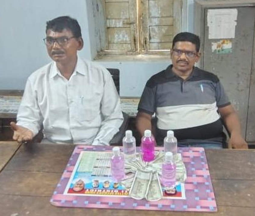 ఏసీబీకి చిక్కిన నీటిపారుదల శాఖ అధికారులు