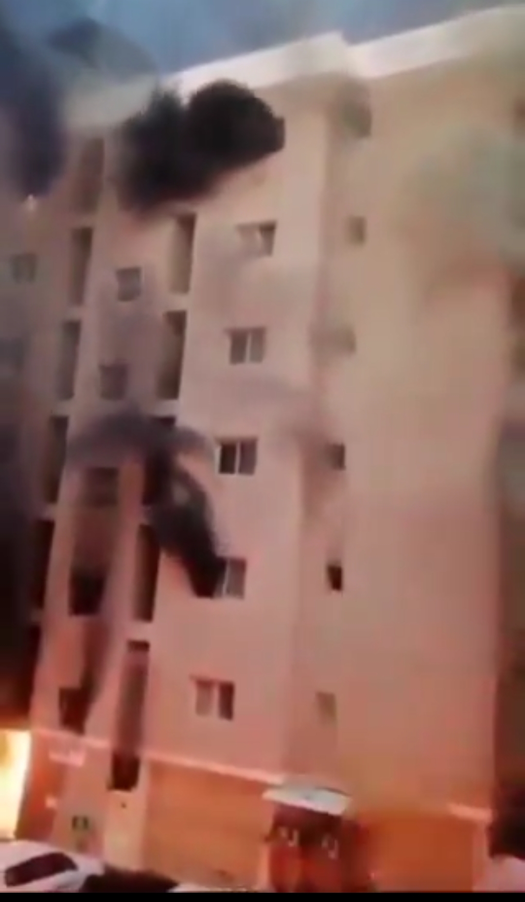 కువైట్&zwnj;లో భారీ అగ్ని ప్రమాదం.. 41 మంది దుర్మరణం