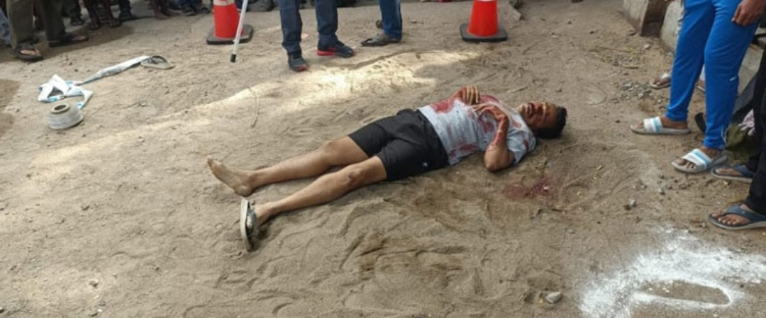 హైదరాబాద్ మలక్&zwnj;పేటలో కాల్పుల కలకలం