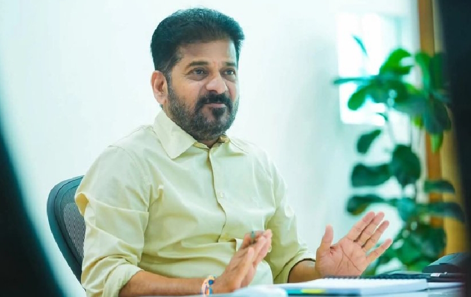 Daily Bharat వంద తెలంగాణ ప&zwnj;బ్లిక్ స్కూళ్లు : ముఖ్య&zwnj;మంత్రి ఎ.రేవంత్ రెడ్డి