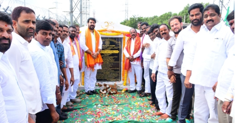 గ్రామాల అభివృద్ధే కాంగ్రెస్&zwnj; ప్రభుత్వ ధ్యేయం : జిల్లా గ్రంథాలయ ఛైర్మన్ ఎలుగంటి మధుసూదన్ రెడ్డి