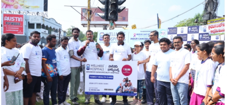 క్యాన్సర్ పై అవగాహన కల్పించేందుకు వెల్నెస్ ఆసుపత్రి, ఇందూరు క్యాన్సర్ ఆస్పత్రి సంయుక్త ఆధ్వర్యంలో నగరంలో అవగాహన ర్యాలీ