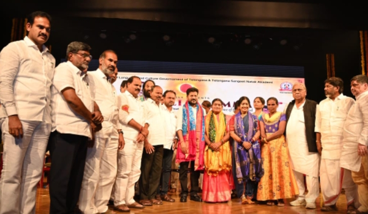 కోఠి మహిళా కళాశాలకు చాకలి ఐలమ్మ పేరు పెడతాం : సిఎం రేవంత్ రెడ్డి