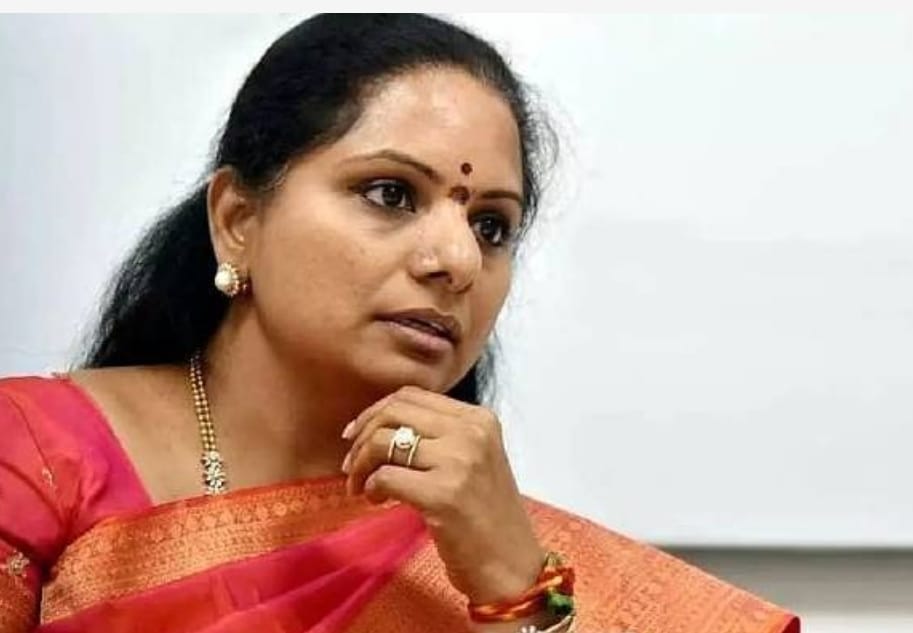 కల్వకుంట్ల కవిత అరెస్ట్