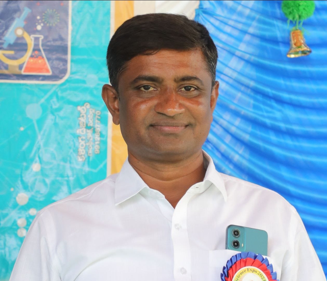 ప్రభుత్వాలు మారిన విద్యారంగా కేటాయింపులు పెరగలేదు