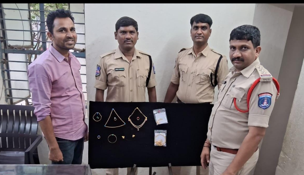 పాచి పనికి వచ్చి.. పక్కాగా స్కెచ్..అందిన కాడికి దోచుకుని దేశం దాటుతున్న దొంగలు