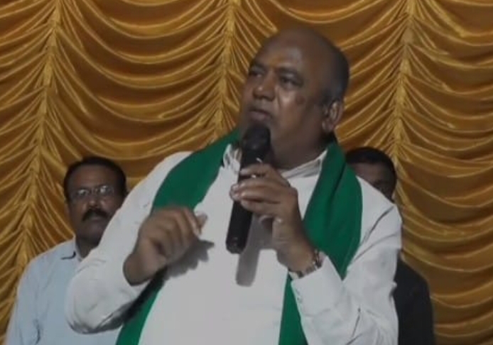 బీఆర్ఎస్ లో అలీబాబా 40 దొంగలముఠా ఉంది
