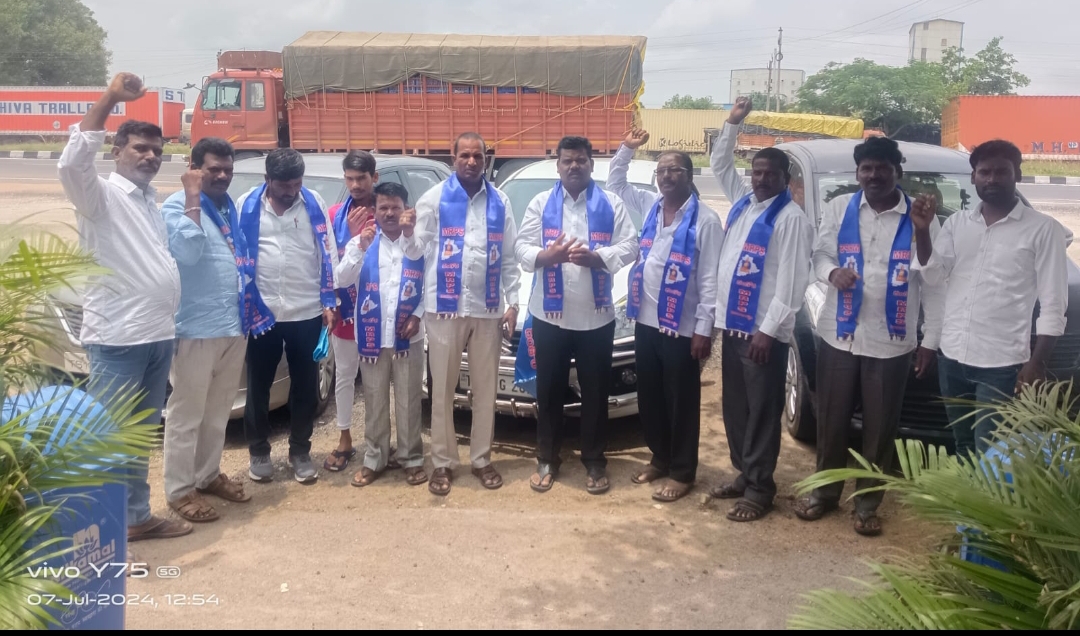 ఏబిసిడి వర్గీకరణకు ఇంద్ర పార్క్ లో వంగపల్లి శ్రీనివాస్ మాదిగ దీక్షకు మద్దతు