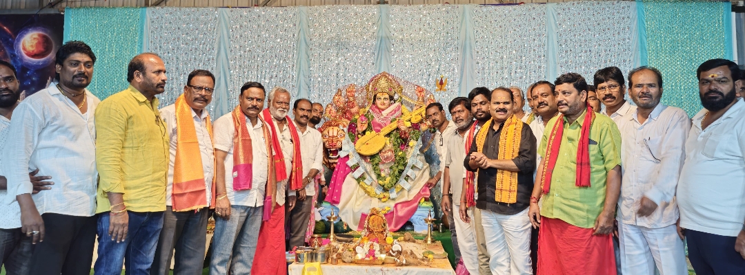 దుర్గామాత అమ్మవారి పూజలో పాల్గొన్న ఎమ్మెల్యే వీర్లపల్లి శంకర్