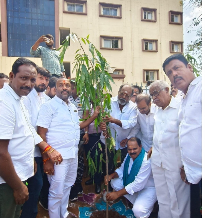 స్వచ్ఛదనం పచ్చదనం నిరంతర ప్రక్రియ : ఎమ్మెల్యే వీర్లపల్లి శంకర్