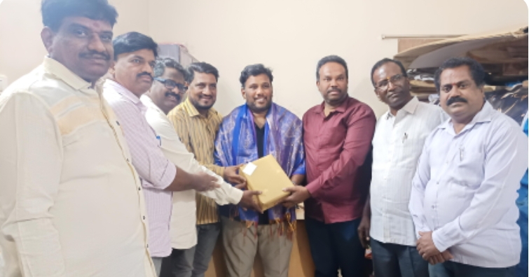 Daily Bharat సేవతోనే రాజకీయ పదవులకు గుర్తింపు