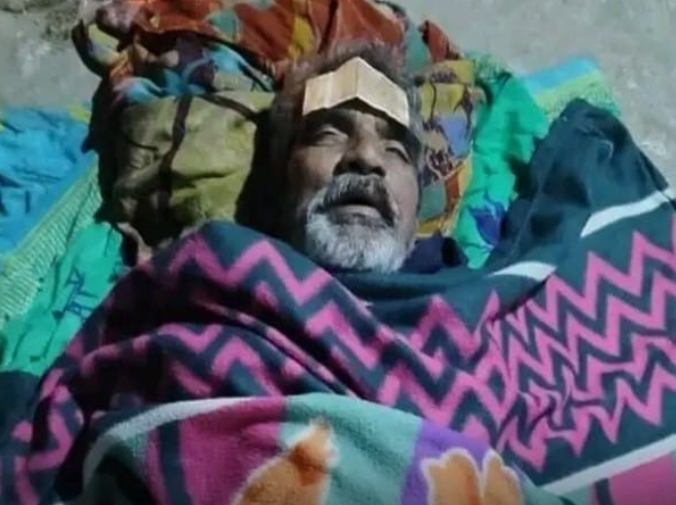 తండ్రికి కల్లులో విషం కలిపి త్రాగించి హత్యకు పాల్పడ్డ తనయుడు