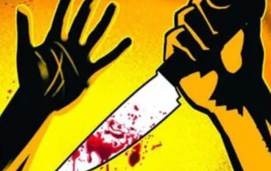 మద్యం మత్తులో జిల్లా కేంద్రంలో అర్ధరాత్రి కత్తిపోట్లు
