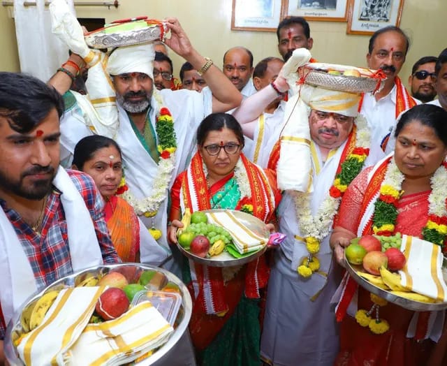 వేములవాడ రాజన్న అబివృద్ధికి కట్టుబడి ఉన్నాం: మంత్రి పొన్నం