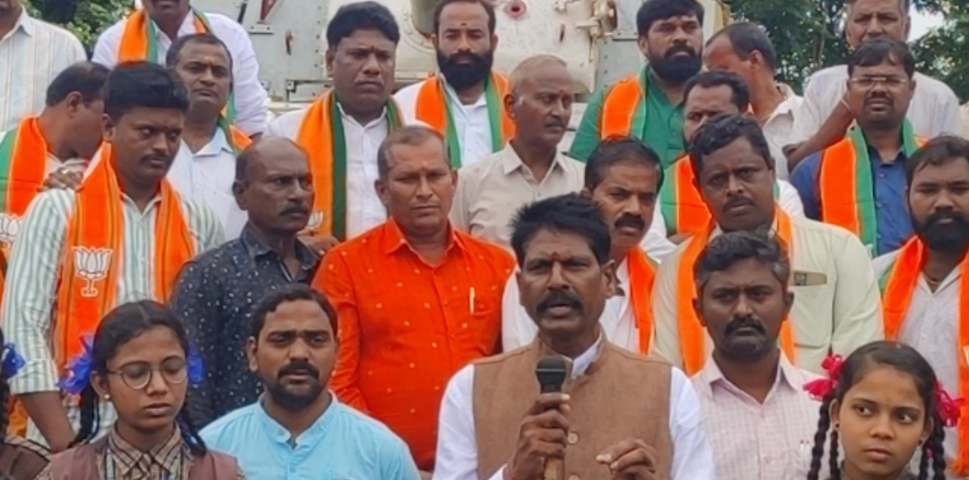 కార్గిల్ విజయ్ దివస్ :  భారతీయ జనతా పార్టీ మున్సిపల్ మాజీ చైర్మన్ ఆడెపు రవీందర్