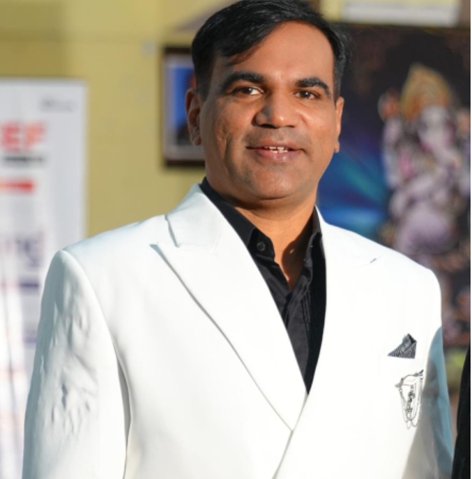 Daily Bharat కామారెడ్డి వైద్యుడికి రాష్ట్ర స్థాయి గౌరవం