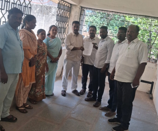 Daily Bharat అంచనూర్  గ్రామ పంచాయతీ   నిధుల గోల్ మాల్!  చేస్తున్న  అంచనూర్ గ్రామ సర్పంచ్ జనగామ నరేష్?