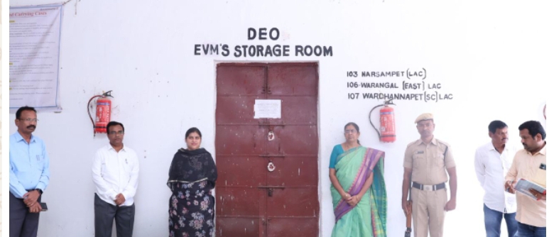 ఈవీఎం గోదాములను పరిశీలించిన  కలెక్టర్ డాక్టర్ సత్య శారదా