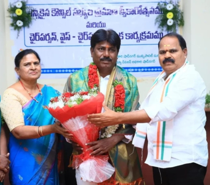 షాద్ నగర్ 25వ వార్డు కౌన్సిలర్ గా సి.పెంటయ్య ప్రమాణ స్వీకారం