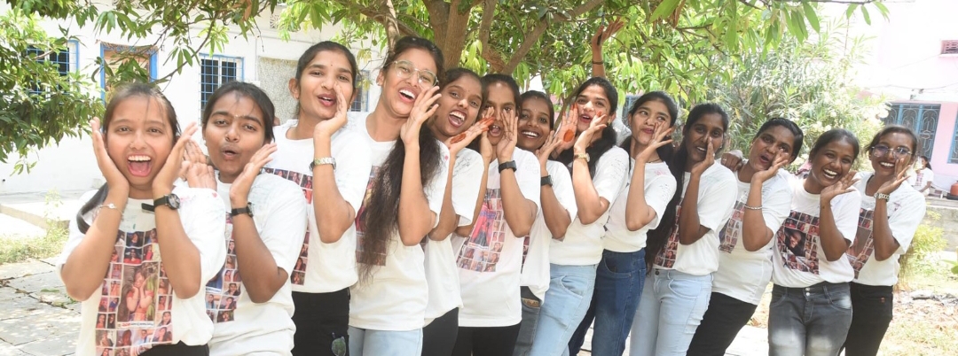 జ్ఞాపకాలే.. సంతకాలై... మహతిలో ఘనంగా "సిగ్నేచర్స్ డే" సంబరాలు