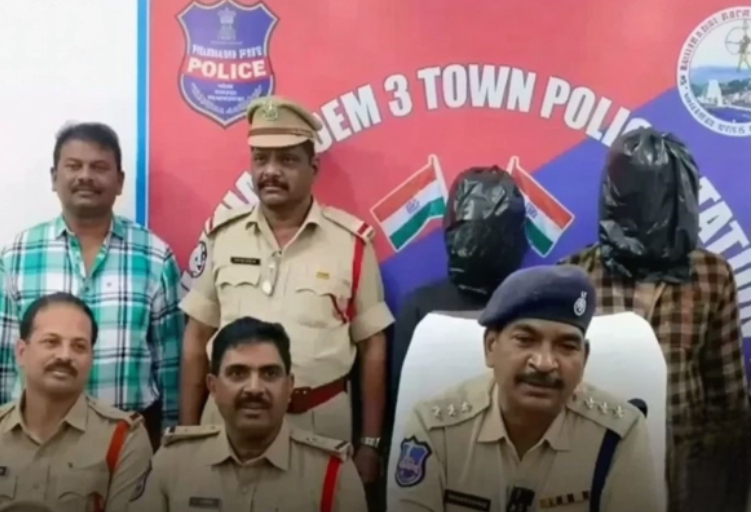 రామ్మోహన్ రావు హత్య కేసులో ఇద్దరు వ్యక్తులు అరెస్ట్