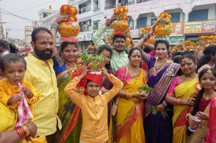 గాండ్ల సంఘం ఆధ్వర్యంలో ఆఖరి ఆషాడ బోనాల ఉత్సవాలు