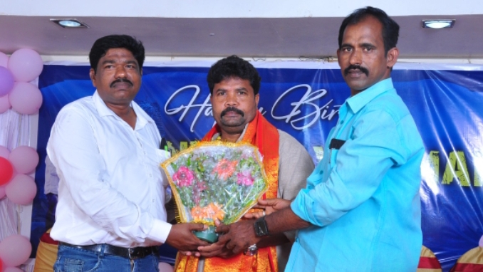 ఘనంగా ఇమంది ఉదయ్ కుమార్ జన్మదిన వేడులు