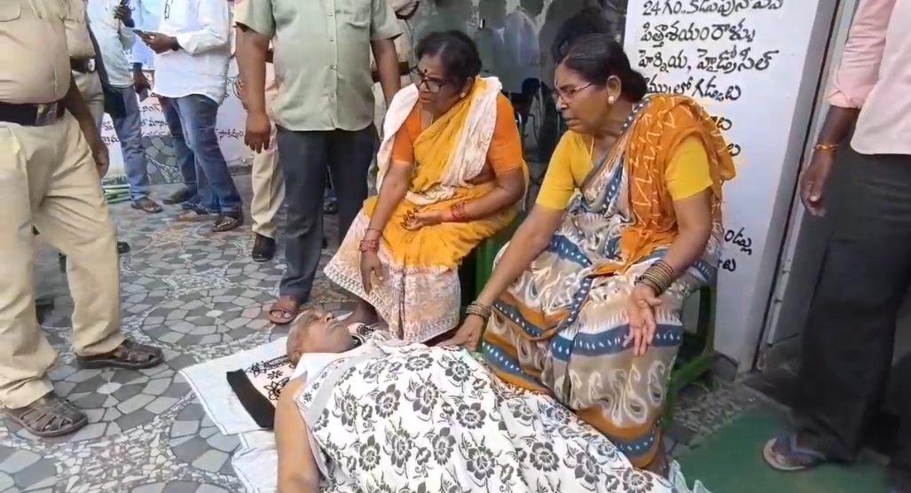 చికిత్స పొందుతూ వృద్ధుడు మృతి..