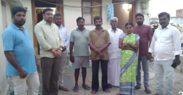 మృతి చెందిన కుటుంబానికి ఆర్థిక సహాయం