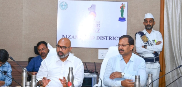 ఆర్ఓబి, జిల్లాలో నూతనంగా నిర్మాణం అవుతున్న రైల్వే ప్రాజెక్టులపై అధికారులతో సమీక్షించిన ఎంపీ అరవింద్