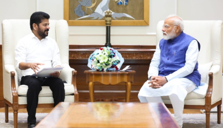 ప్ర&zwnj;ధాన&zwnj;మంత్రి న&zwnj;రేంద్ర మోదీకి ముఖ్య&zwnj;మంత్రి రేవంత్ రెడ్డి విన&zwnj;తి