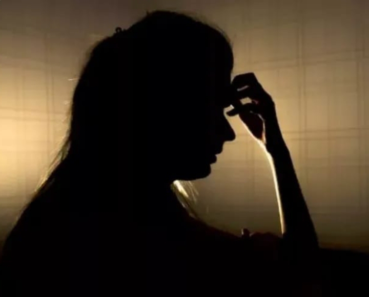 దారుణం.. కలెక్టరేట్‌లో మహిళకు లైంగిక వేధింపులు