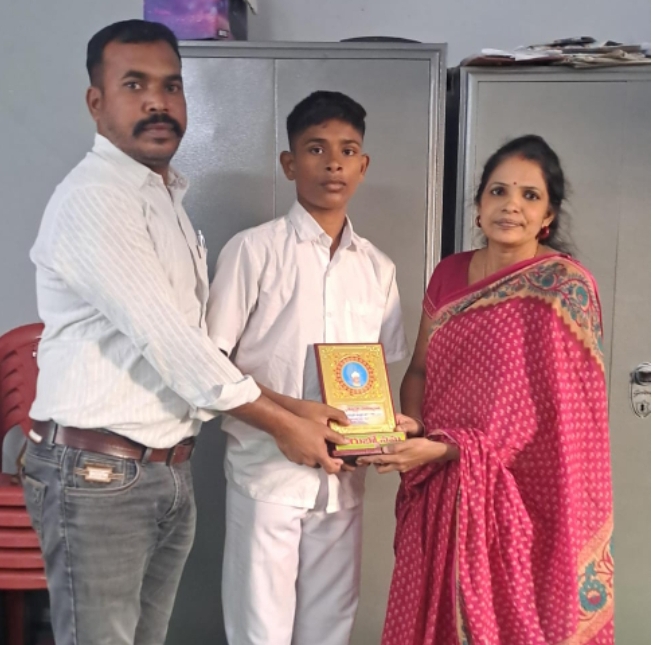 సిరిసిల్ల విద్యార్థి రాష్ట్ర స్థాయి ఫుట్‌బాల్ పోటీలకు ఎంపిక