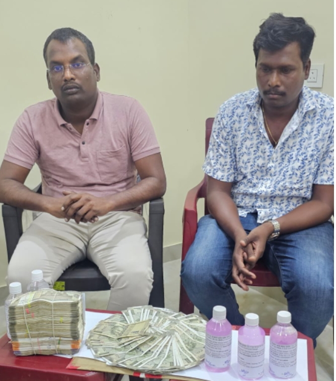 ఏసీబీకి చిక్కిన మున్సిపల్ కమిషనర్