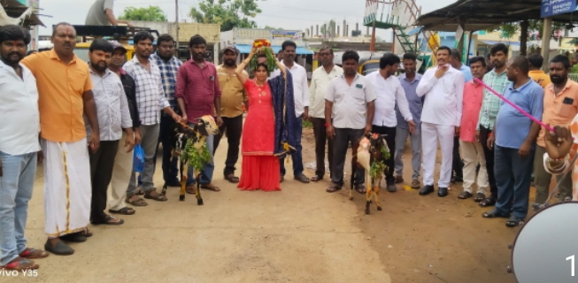 జూలూరుపాడుపాపకొల్లు ఆటో అడ్డా యూనియన్ బోనాల సందడి