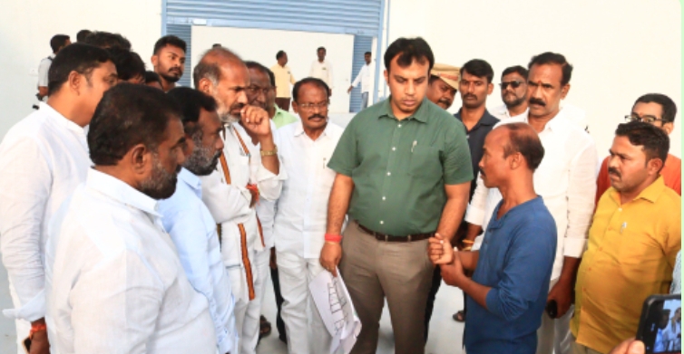 అప్పెరల్ పార్కు గోదాములలో ధాన్యం నిల్వకు చర్యలు : ప్రభుత్వ విప్ ఆది శ్రీనివాస్