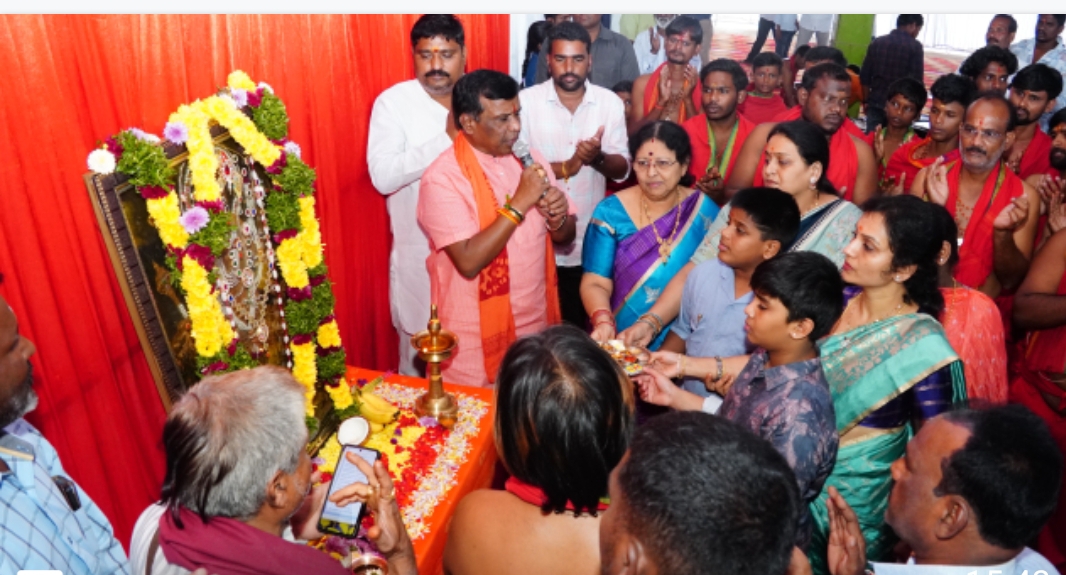 అమ్మవారి సేవలో నిజామాబాద్ అర్బన్ ఎమ్మెల్యే ధన్ పాల్