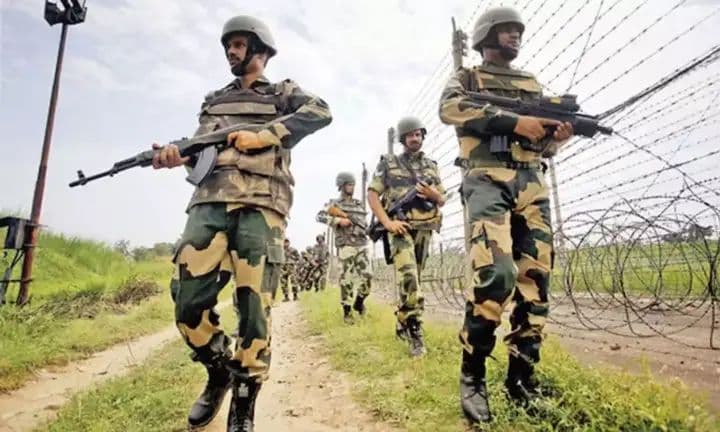 పాక్&zwnj; రేంజర్&zwnj;ని అదుపులోకి తీసుకున్న బీఎస్&zwnj;ఎఫ్&zwnj; దళాలు? 