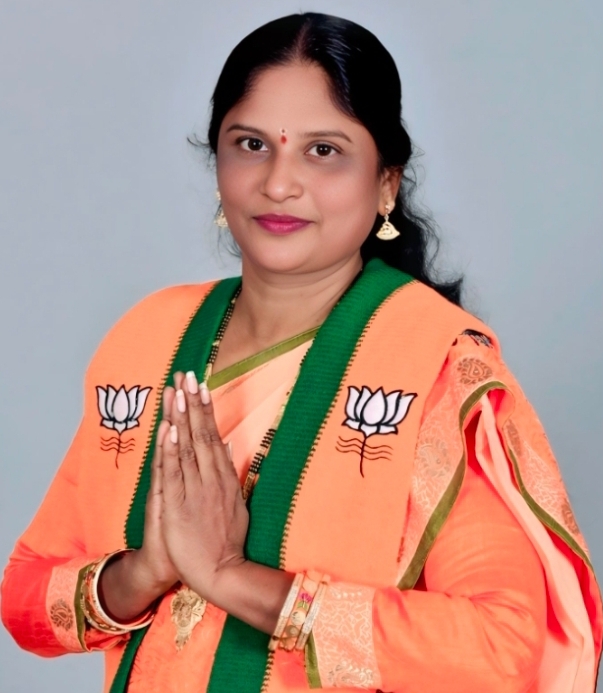 Daily Bharat బిజెపి జిల్లా మహిళా మోర్చా అధ్యక్షురాలుగా గాయత్రి